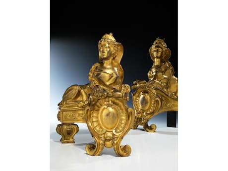 Paar feuervergoldete Kaminböcke in figürlich-plastischer Gestaltung